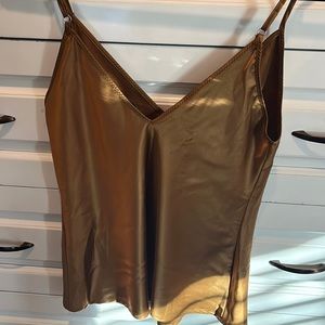Beautiful gold tank top- great condition